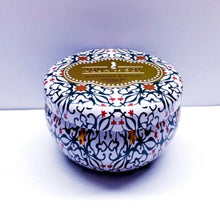 Load image into Gallery viewer, MISTLETOE &amp; HOLLY Natural Soy Single Wick Scented Candle, 9 oz Tin
